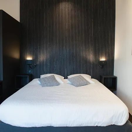فندق مبيت وإفطار & 4*