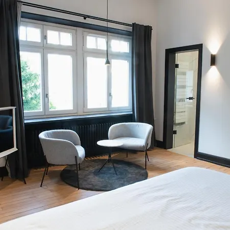 & 4* Στρασβούργο